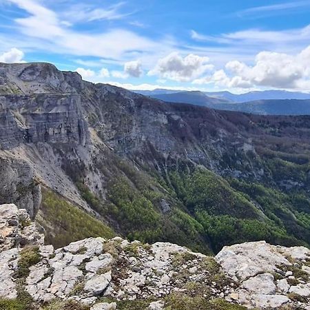 Logement Standing Wifi Vercors 'In Saint-Jean-en-Royans Kültér fotó