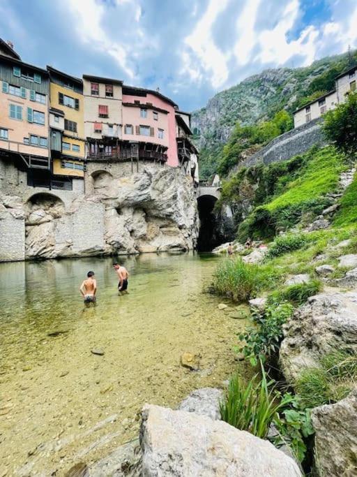 Logement Standing Wifi Vercors 'In Saint-Jean-en-Royans Kültér fotó
