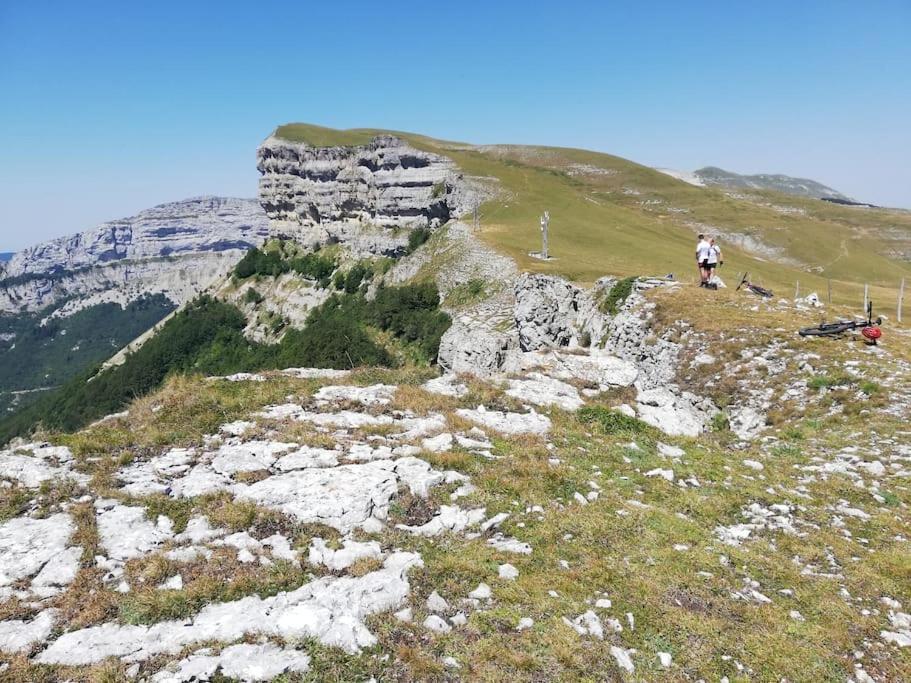 Logement Standing Wifi Vercors 'In Saint-Jean-en-Royans Kültér fotó